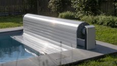 005/Pure elektrisch met pvc lamellen Pure elektrisch opbouwrolluik met pvc-lamellen